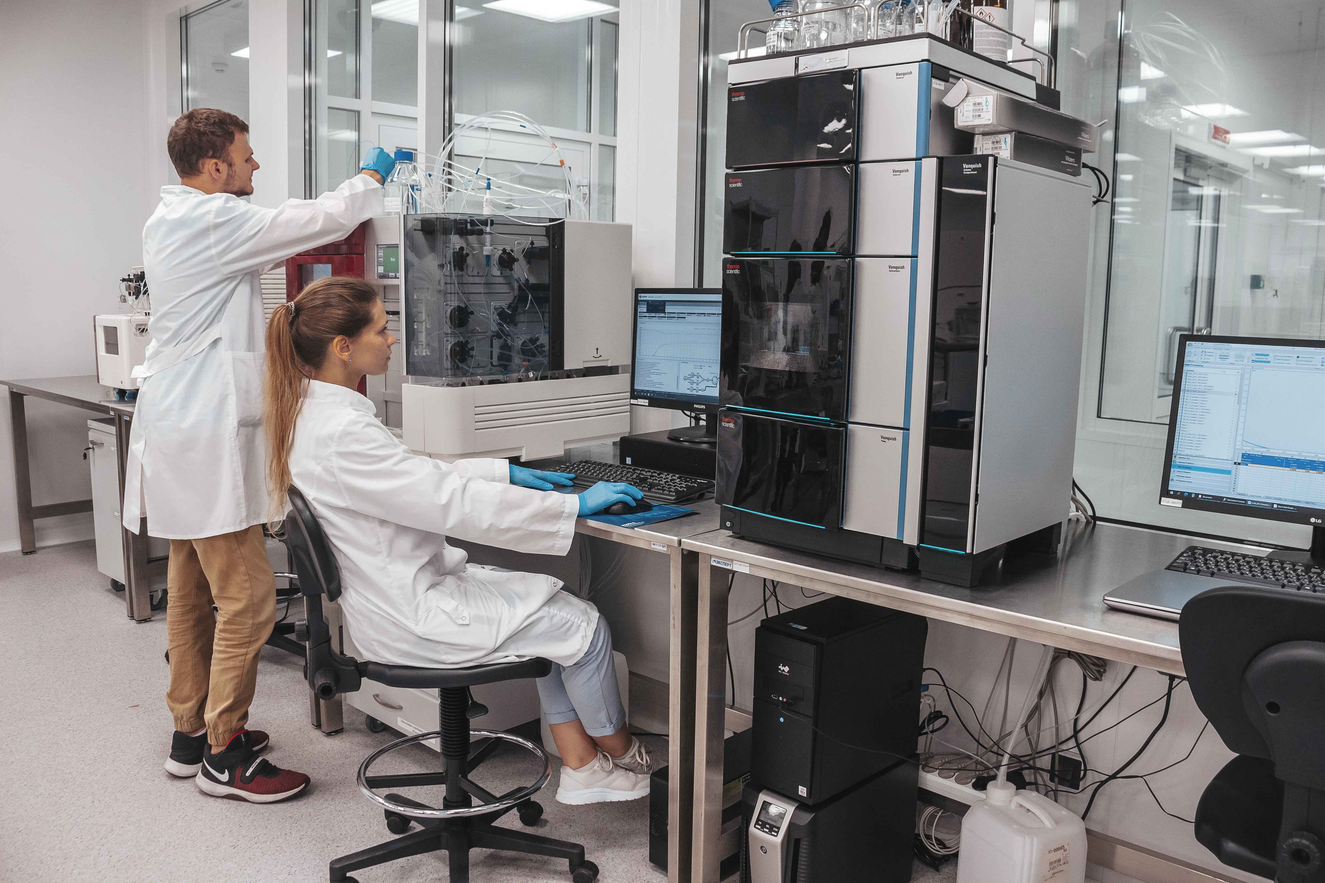 Новая лаборатория открылась в Университете «Сириус»: исследователи займутся решением проблем устойчивости к антибиотикам