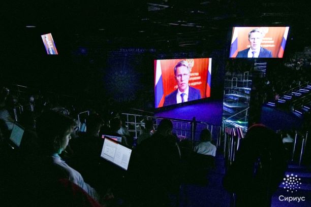 Участникам саммита «Большие вызовы» направил видеоприветствие министр здравоохранения России Михаил Мурашко