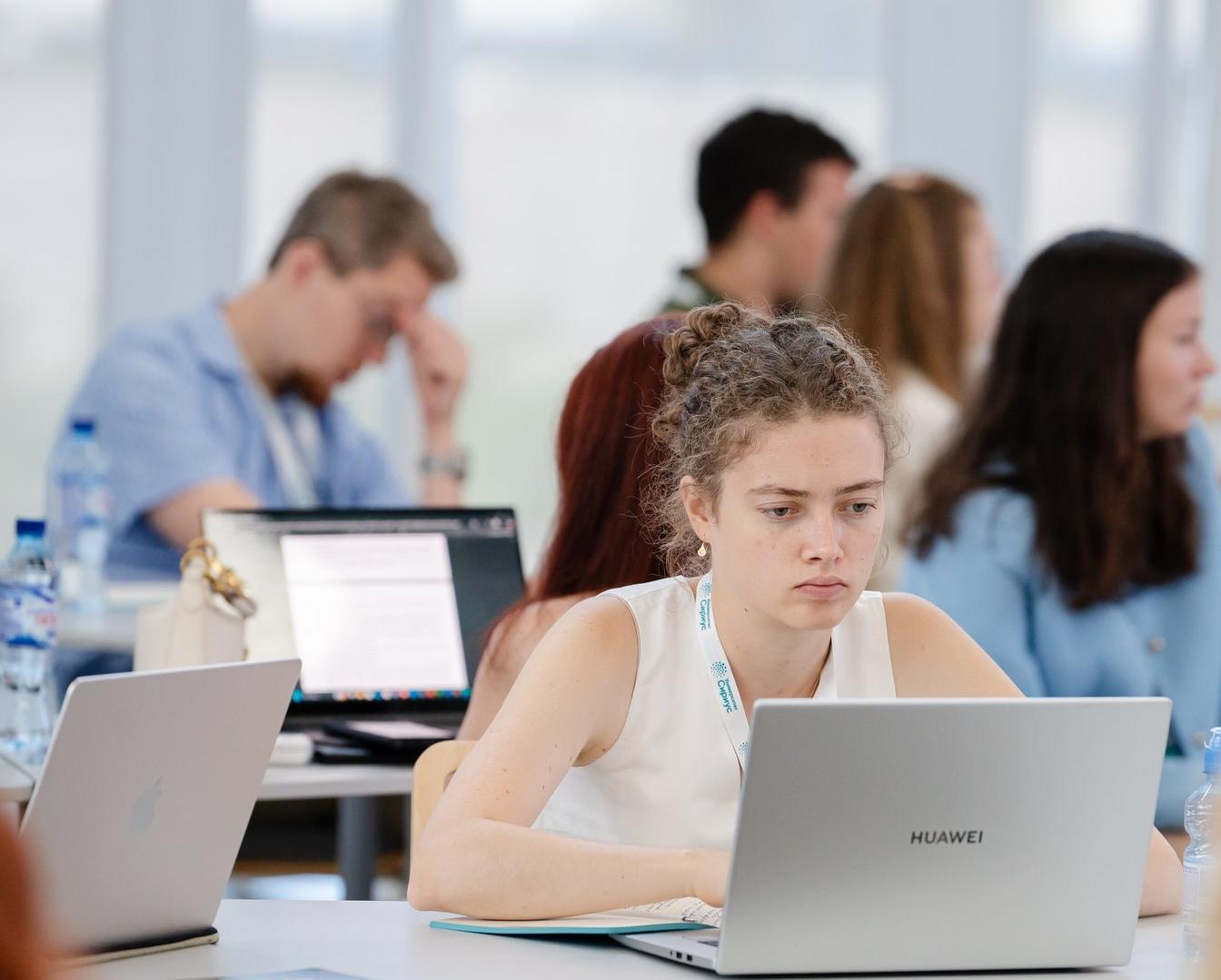 Математическое моделирование, численные методы и комплексы программ