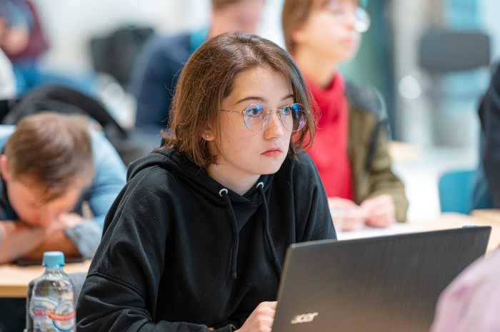 Конференция «Геометрия и топология трехмерных многообразий»