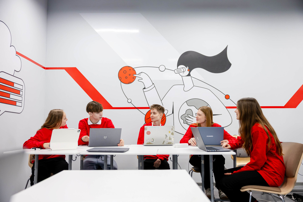 Школьники Урала решают промышленные задачи для развития родного региона