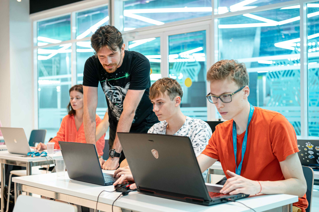 Научно-практический интенсив по мобильной разработке