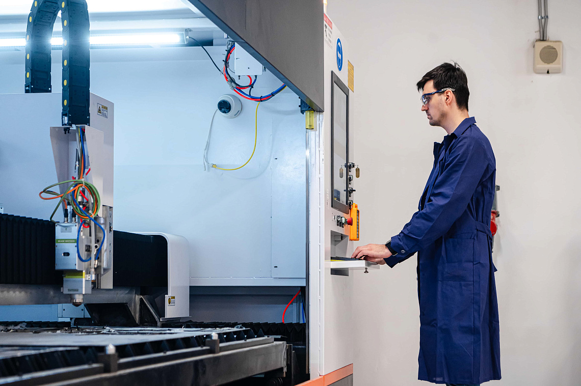 Станок лазерной резки XTC-F1530A, XTLaser Group